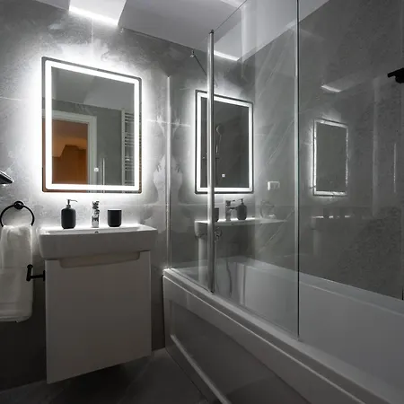 Apartament Spacious 306