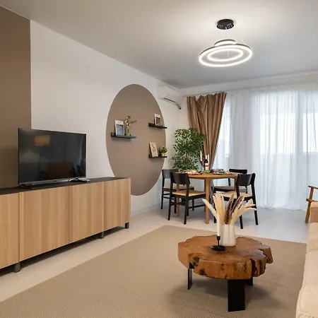 Apartment Spacious 306